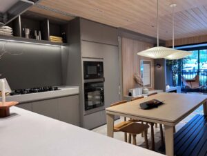 Untitled-1_0005_Layer 7